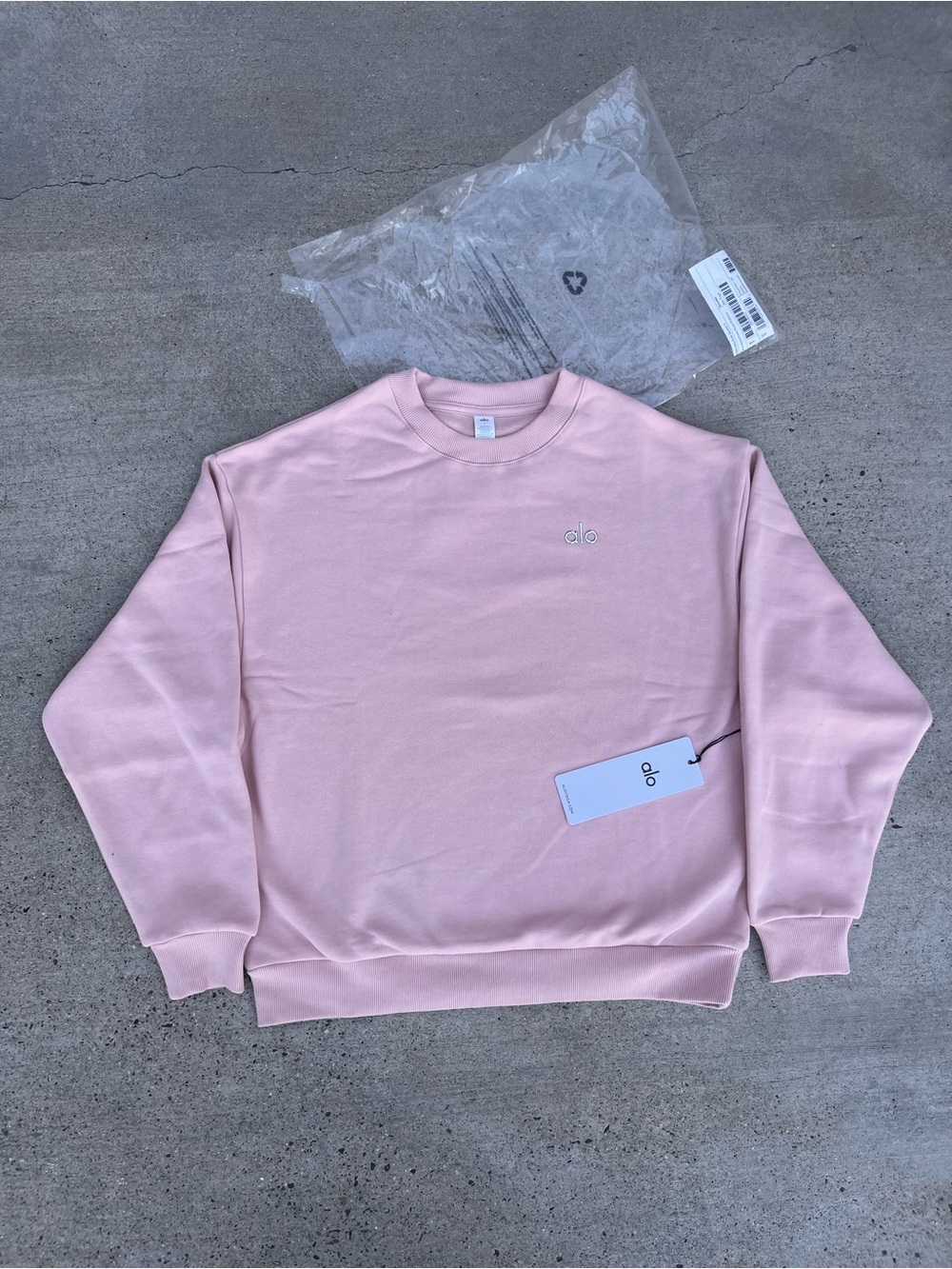 ALO Yoga Crewneck Sweatshirt - Light Pink